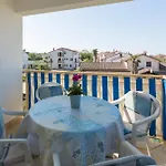 Apartment Zlata With Beautiful View